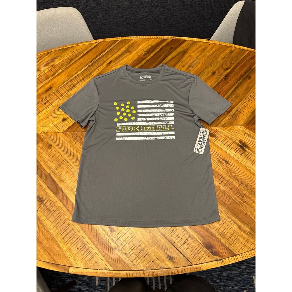 Barracuda Bay Pickleball T-Shirt Gray Yellow Graphic USA Flag Mens Medium NWT